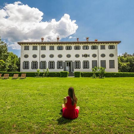 Villa Guinigi Dimora Di Epoca Exclusive Residence & Pool 卢卡 外观 照片